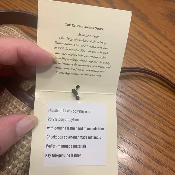 New Old Stock Etienne Aigner Shoulder Bag has tag and key ring Tan - Picture 10 of 15